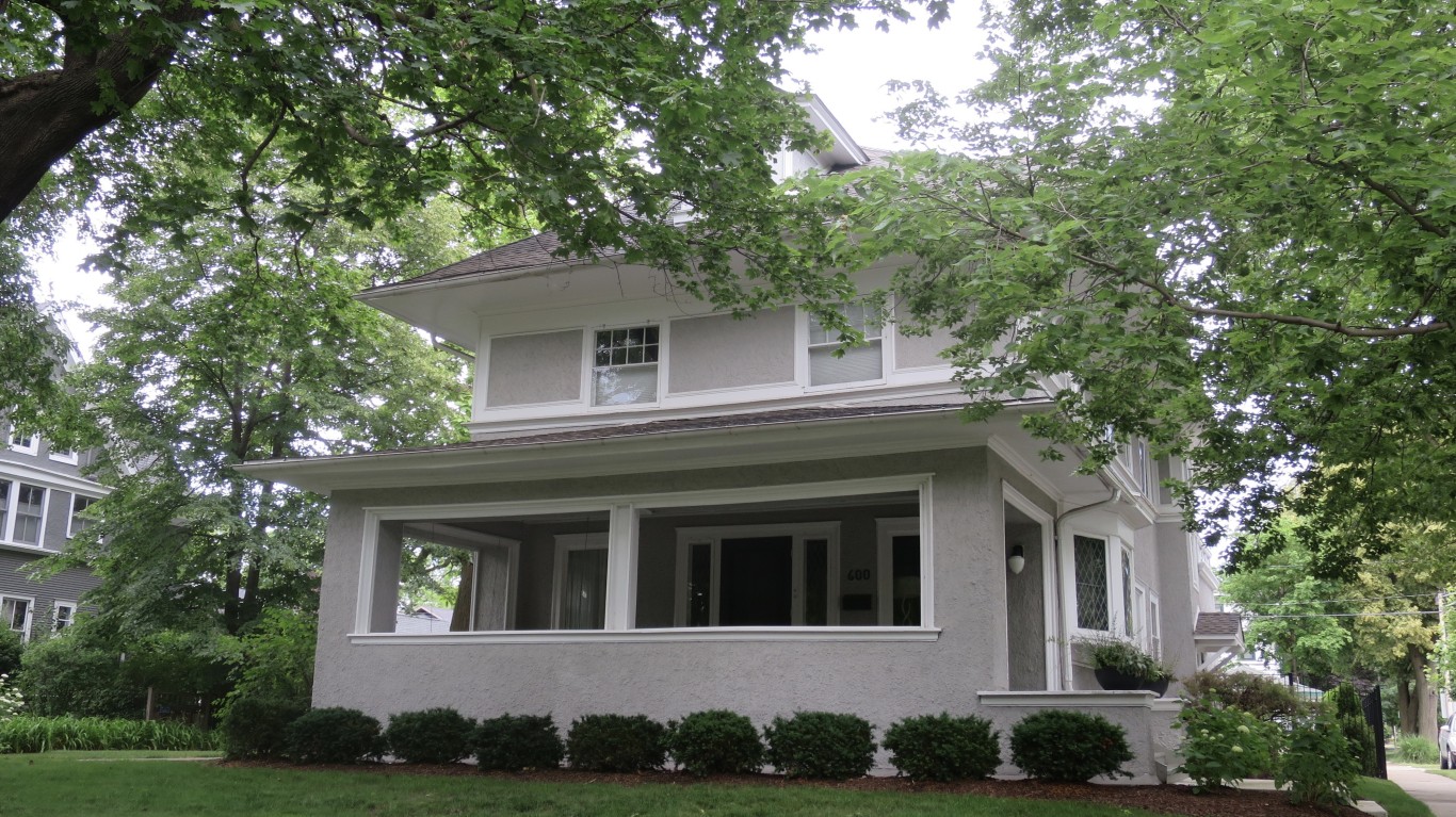 29. Mansfield, OH
