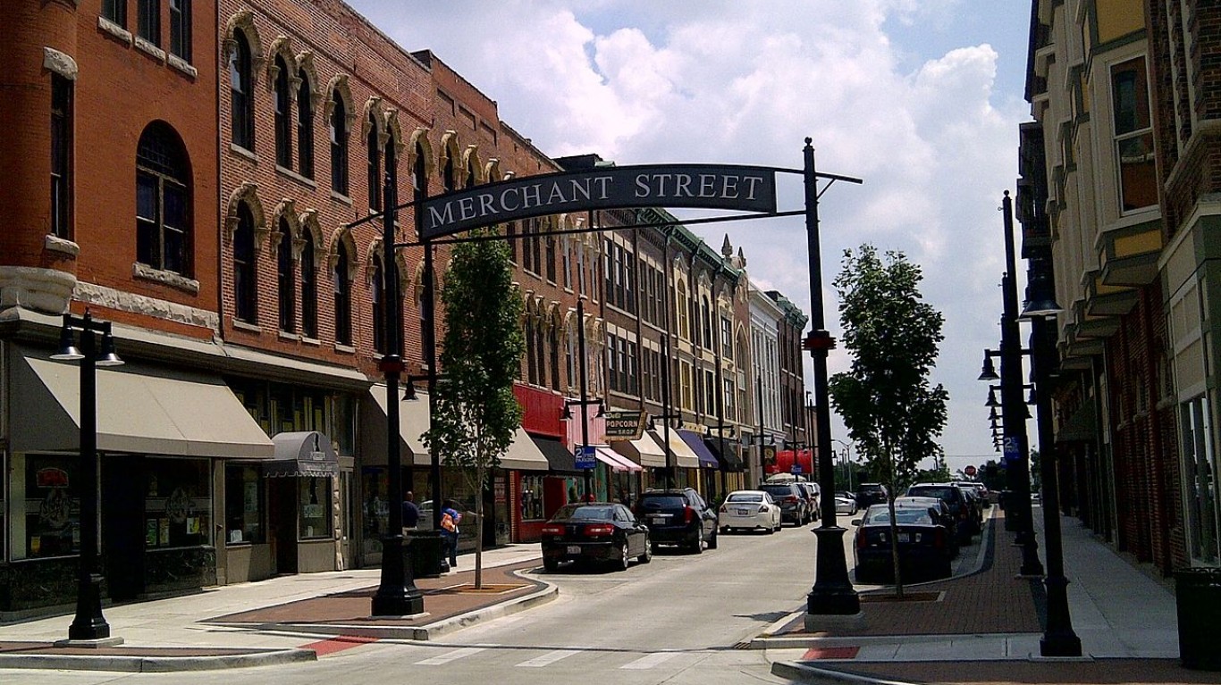 4. Decatur, IL