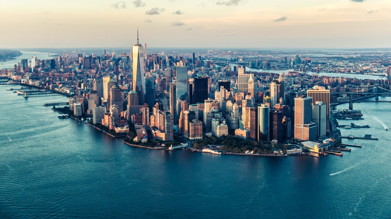 21. New York, NY
