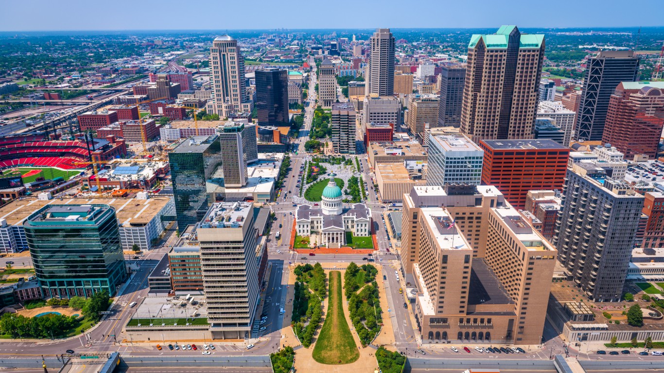 39. St. Louis, MO