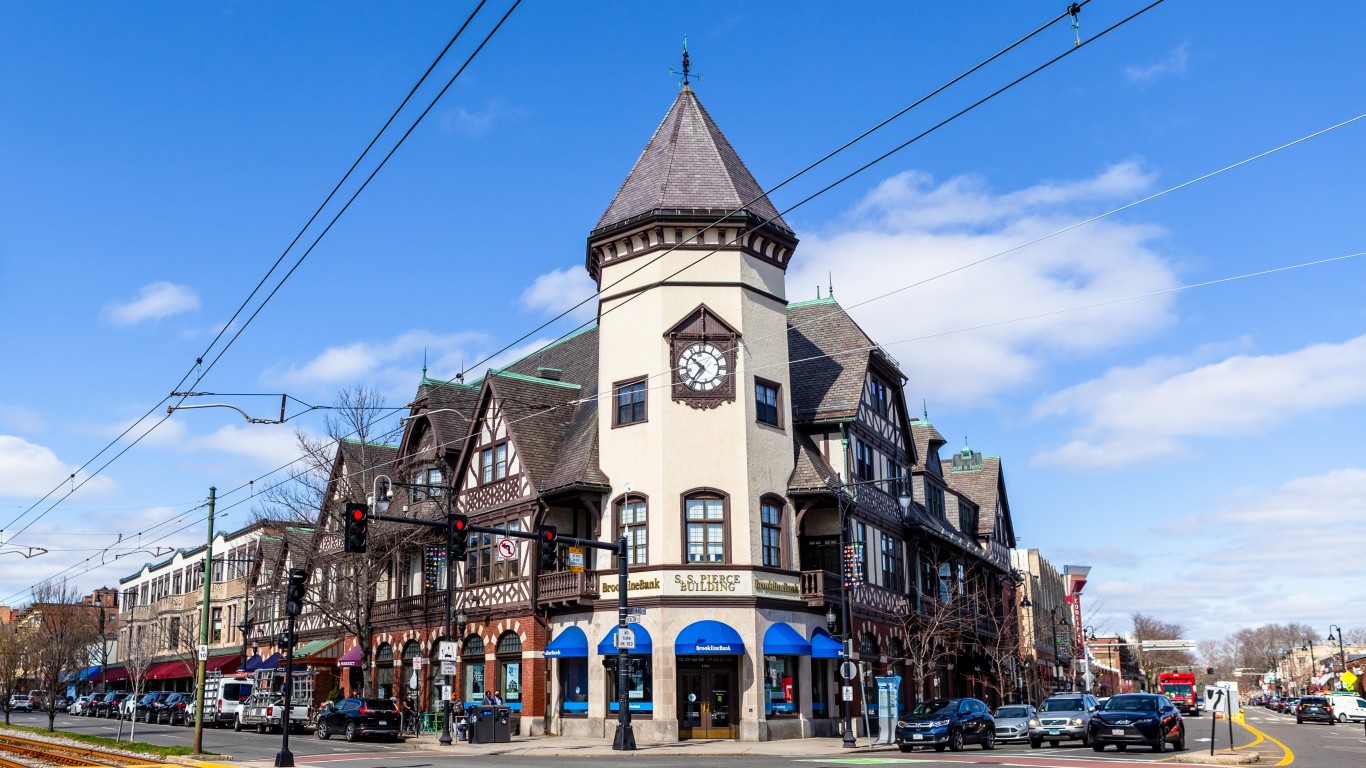 16. Brookline, MA